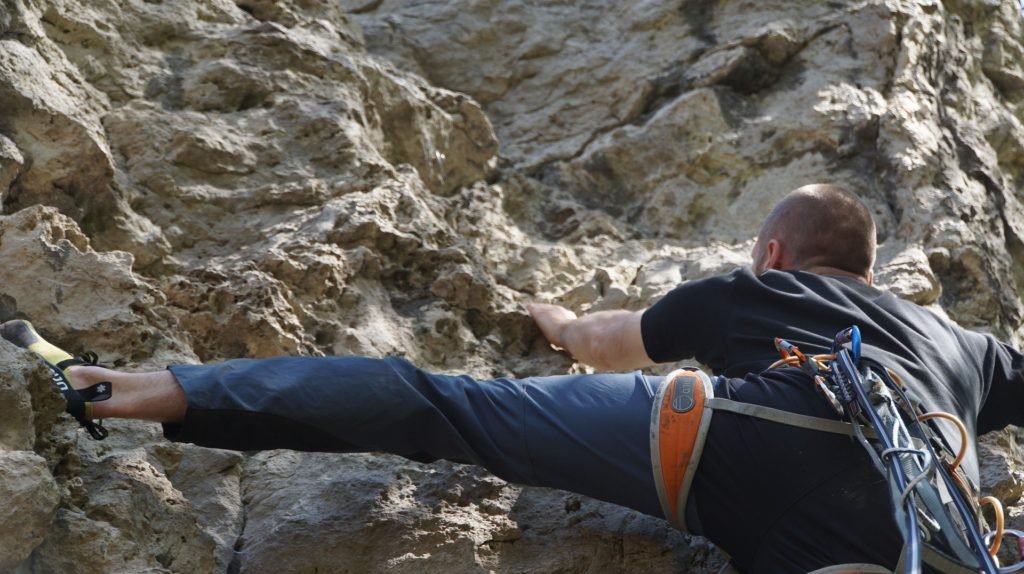 what to wear rock climbing